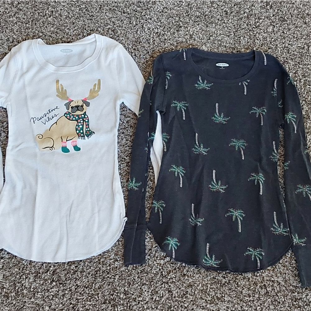 Two Old Navy Thermal Tops Sz XS